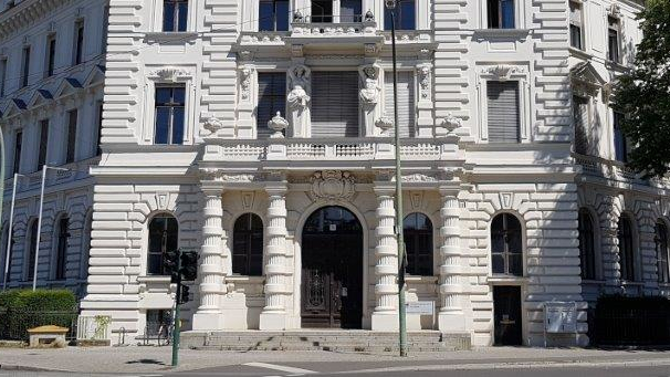 Bild: Hier sieht man das Gebäude des Verwaltungsgerichts Potsdam
